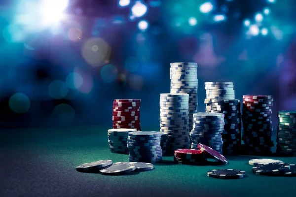 Galactic Gems interface showing Liga 1 and live-dealer options